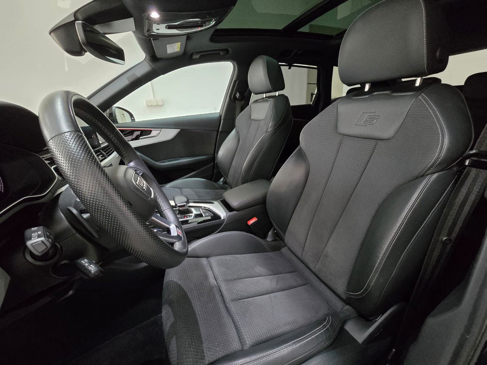 Audi A4 Avant 40 TDI qu. S Line Matrix Panorama B&O