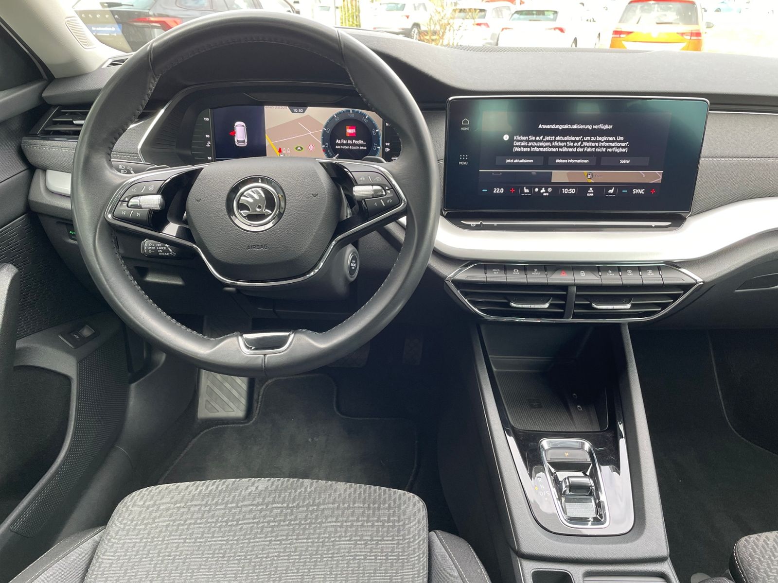 Skoda Octavia Combi 2.0 TDI Style - Samsaru's Car Outlet