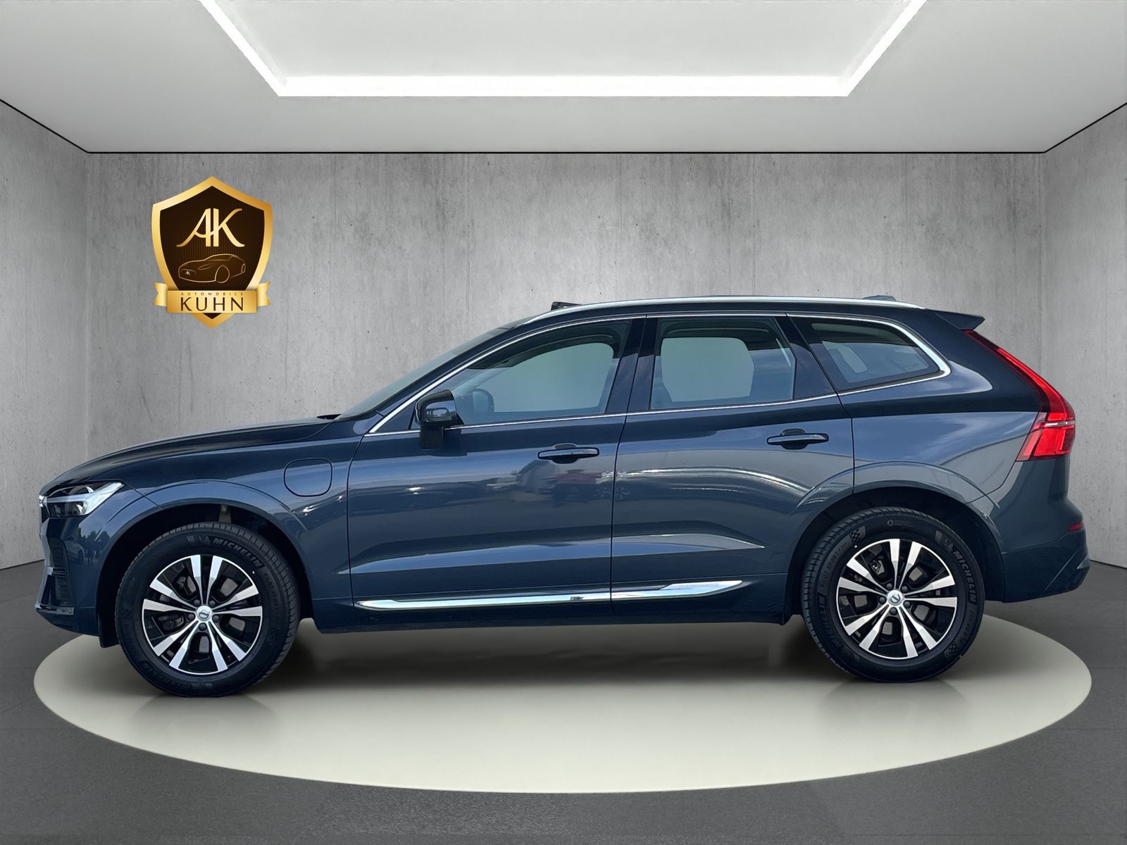 Volvo XC60 T6 Inscription Plug-In AWD - Samsaru's Car Outlet