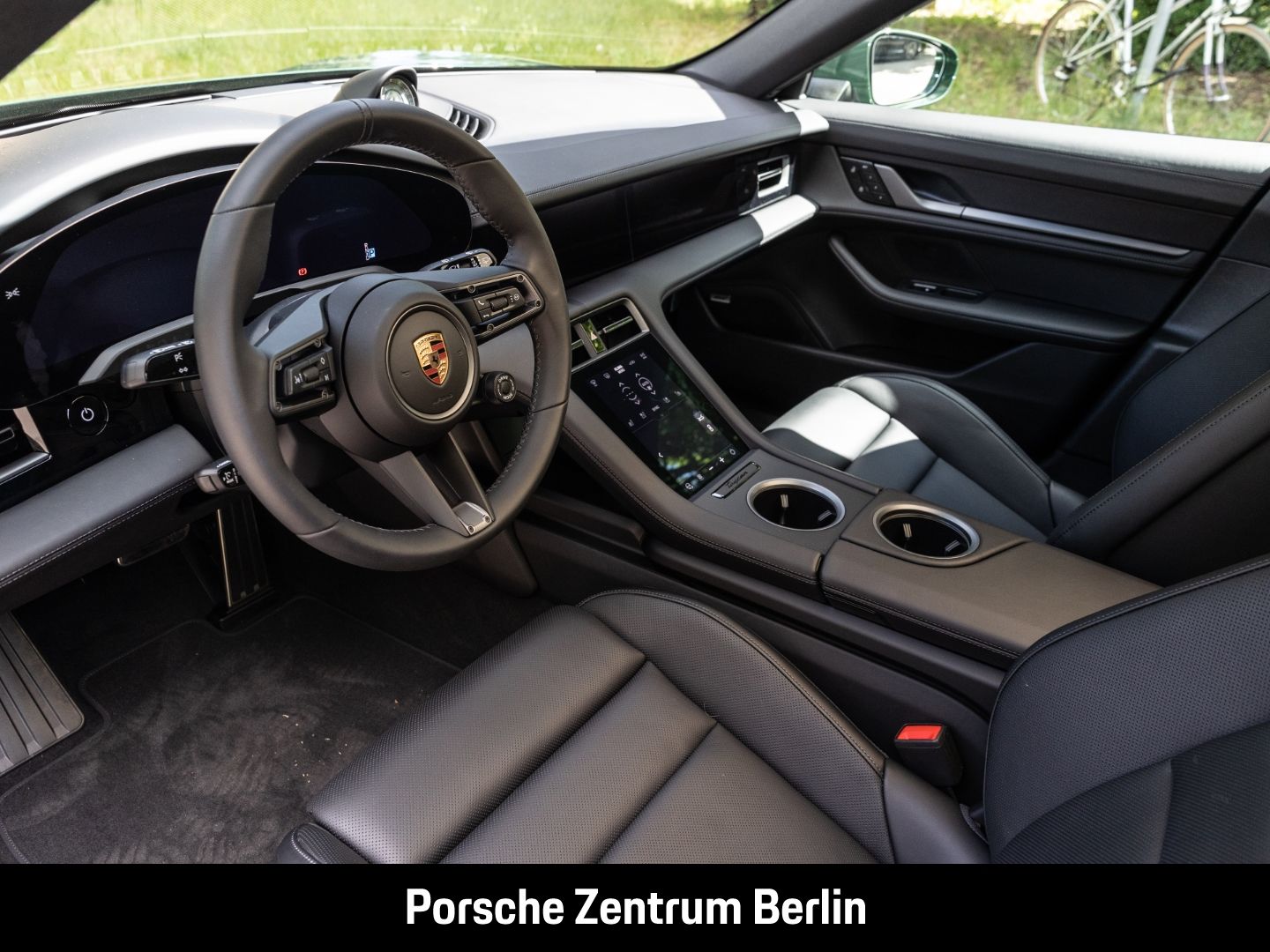 Porsche Taycan 4S Cross Turismo HD-Matrix HA-Lenkung
