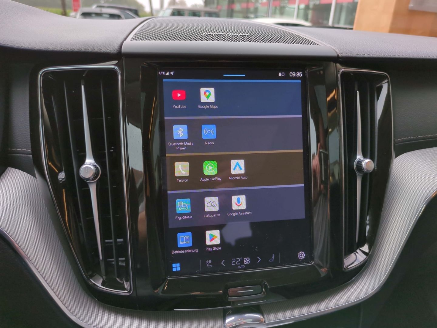 Volvo XC60 Ultimate Dark AWD B4 Diesel EU6d HUD StandH