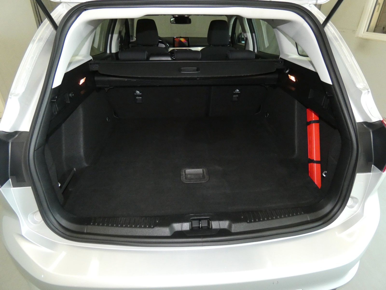 Ford Focus Turnier 2.0 - Samsaru's Car Outlet