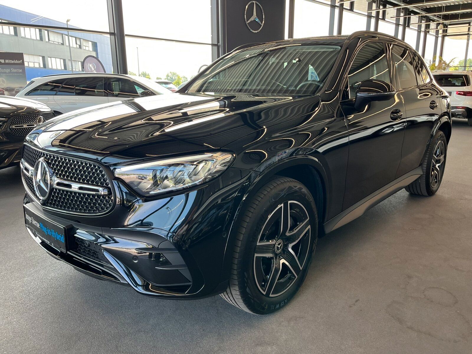 Mercedes-Benz GLC 300 de 4M AMG ADVANCED+ - Samsaru's Car Outlet