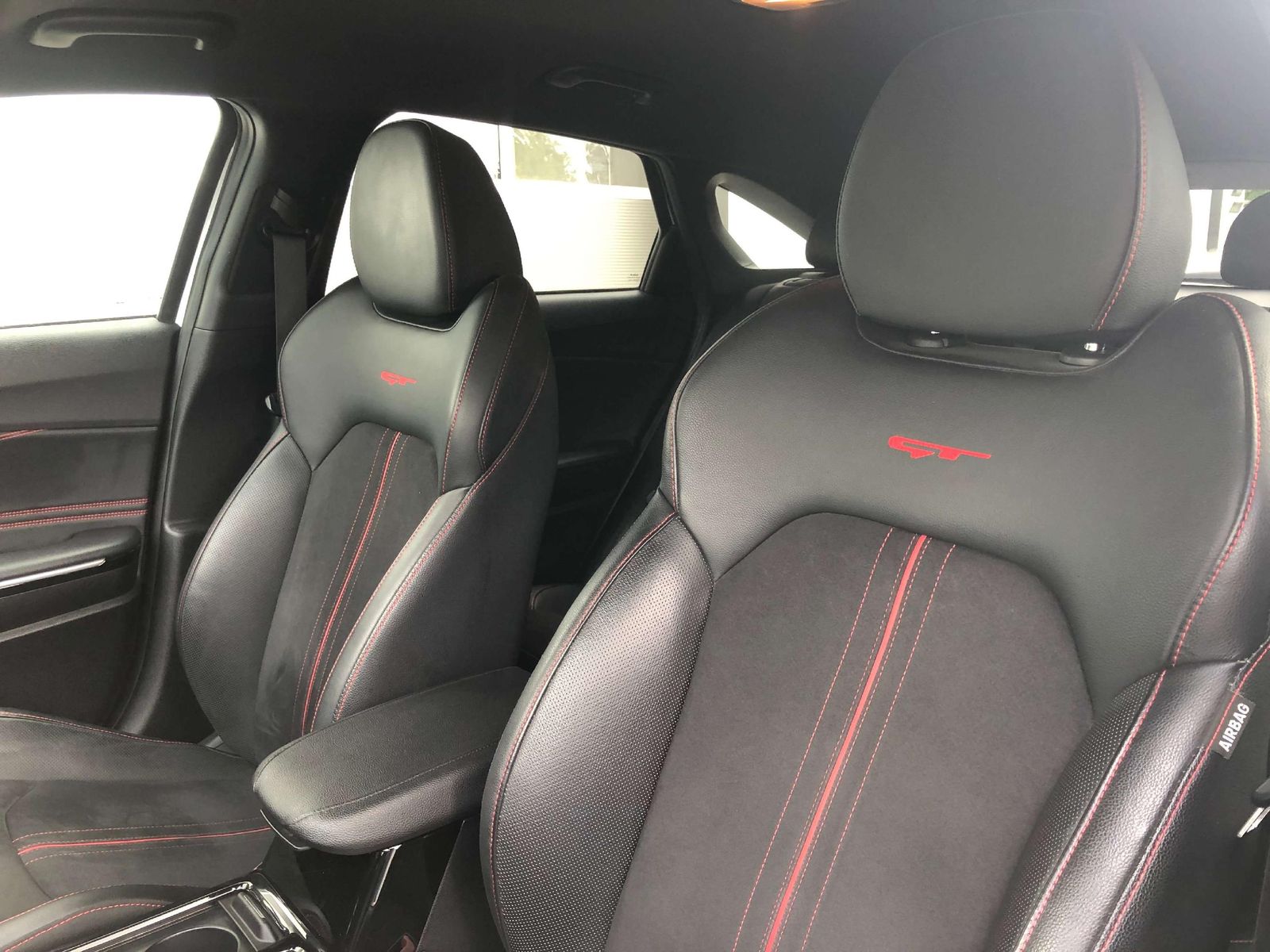 Kia ProCeed 1.6 T-GDI GT - Samsaru's Car Outlet