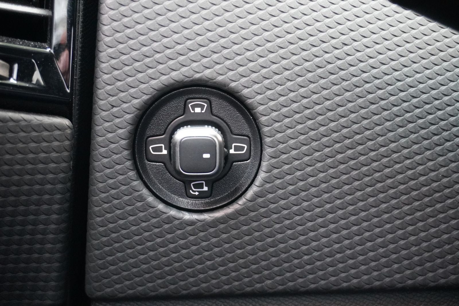 DS Automobiles DS4 PureTech130 Aut. LED ACC Navi 360°