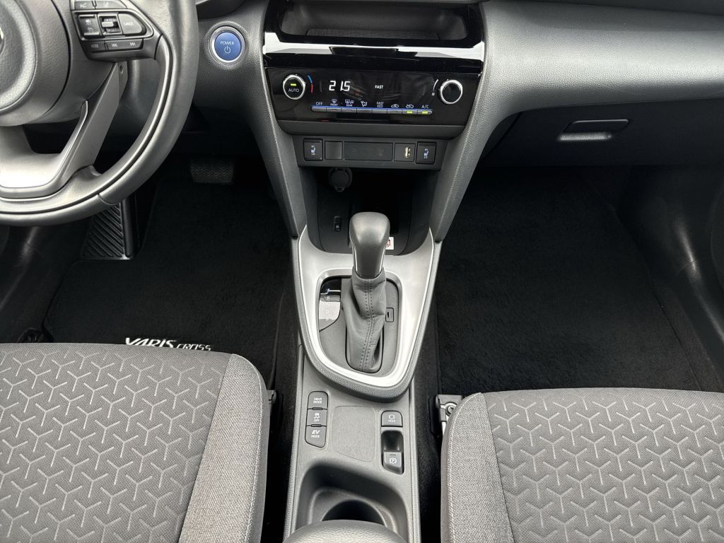Toyota Yaris Cross Hybrid 1.5 VVT-i Team D. Safety-Pake