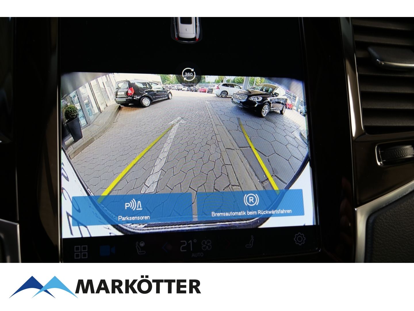 Volvo XC90 T8 AWD Ultra Bright - Samsaru's Car Outlet