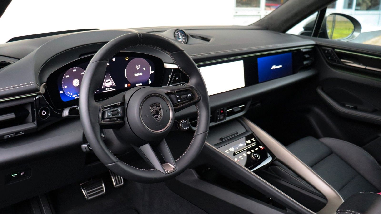 Porsche Macan Electric Turbo, Innodr. Pano,HUD,AHK, BOSE