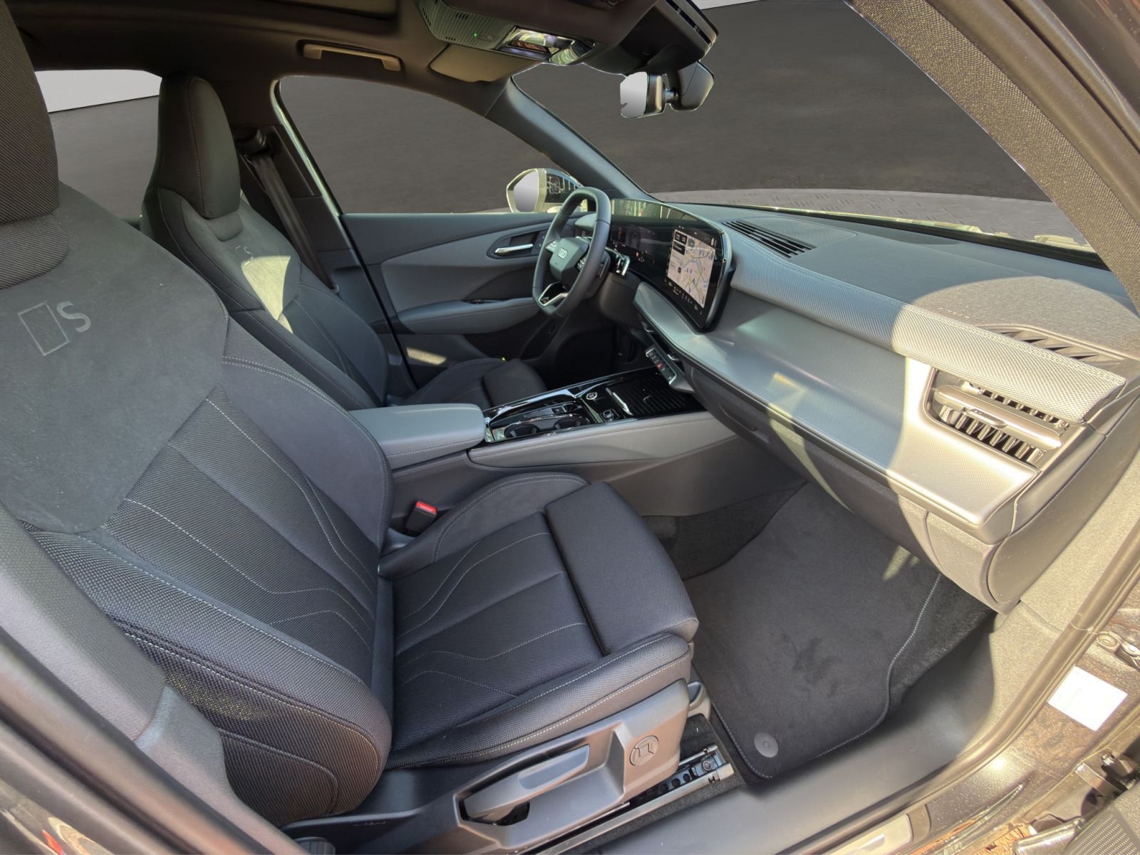 Audi Q3 SUV TFSI S line LED Plus Navi Pano AHK Rü 19"
