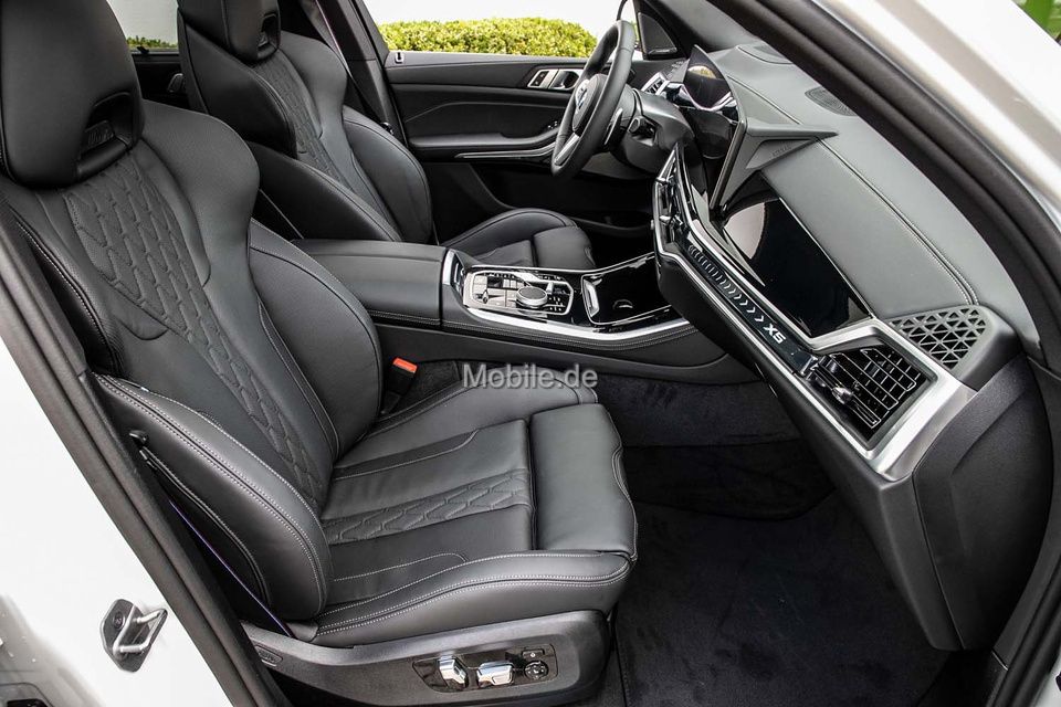 BMW X5 xDrive50e M Sport 360 HUD SHZ AHK Pano har/ka