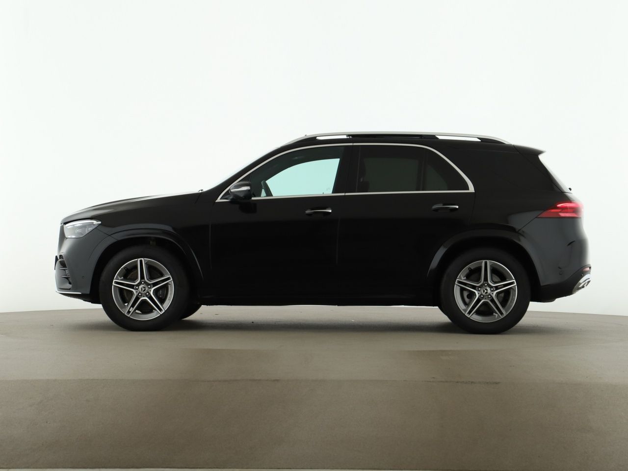 Mercedes-Benz GLE 300 d 4M AMG ADV+ Pano AHK Standhz. Airmatic