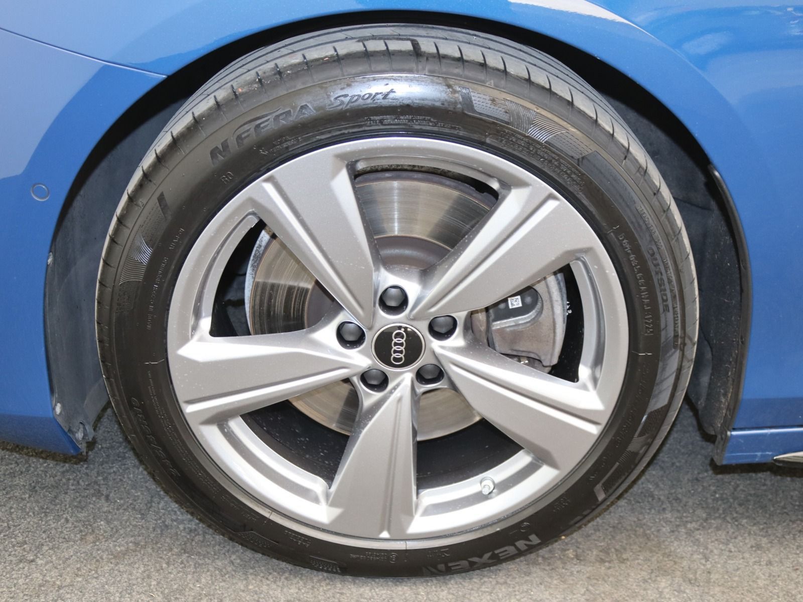 Audi A6 Avant S-Line TDI quattro S-tronic / Pano, AHK
