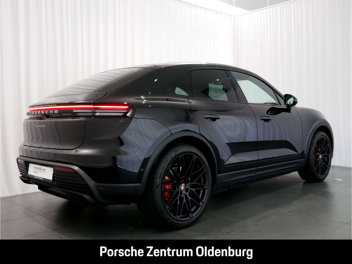 Porsche Macan 4S Panorama Luftfed. HeadUp InnoDrive Bose