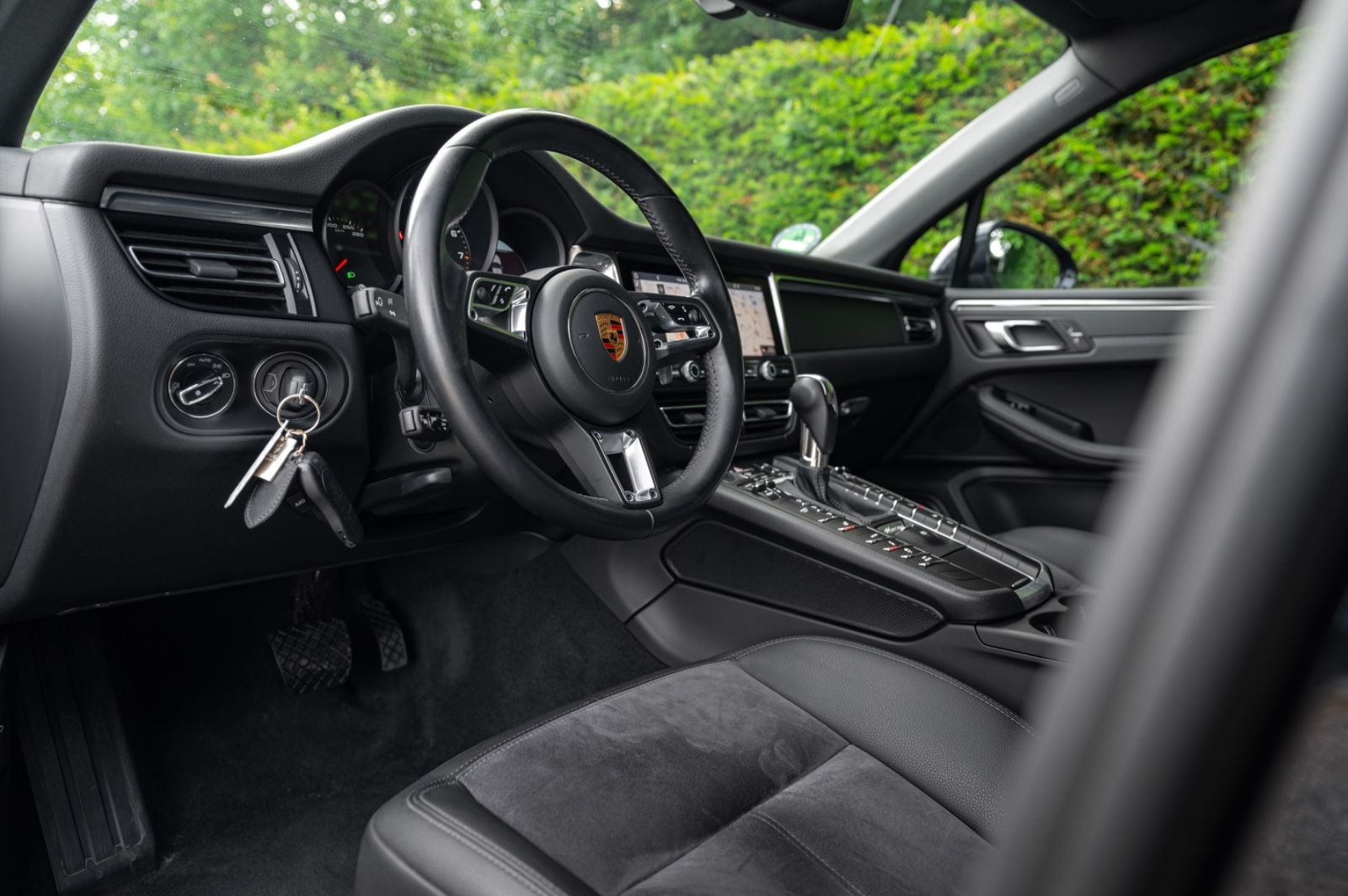Porsche Macan 245PS - Samsaru's Car Outlet