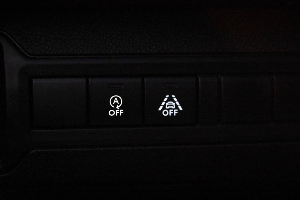 Peugeot 308 SW Allure 130 - Samsaru's Car Outlet