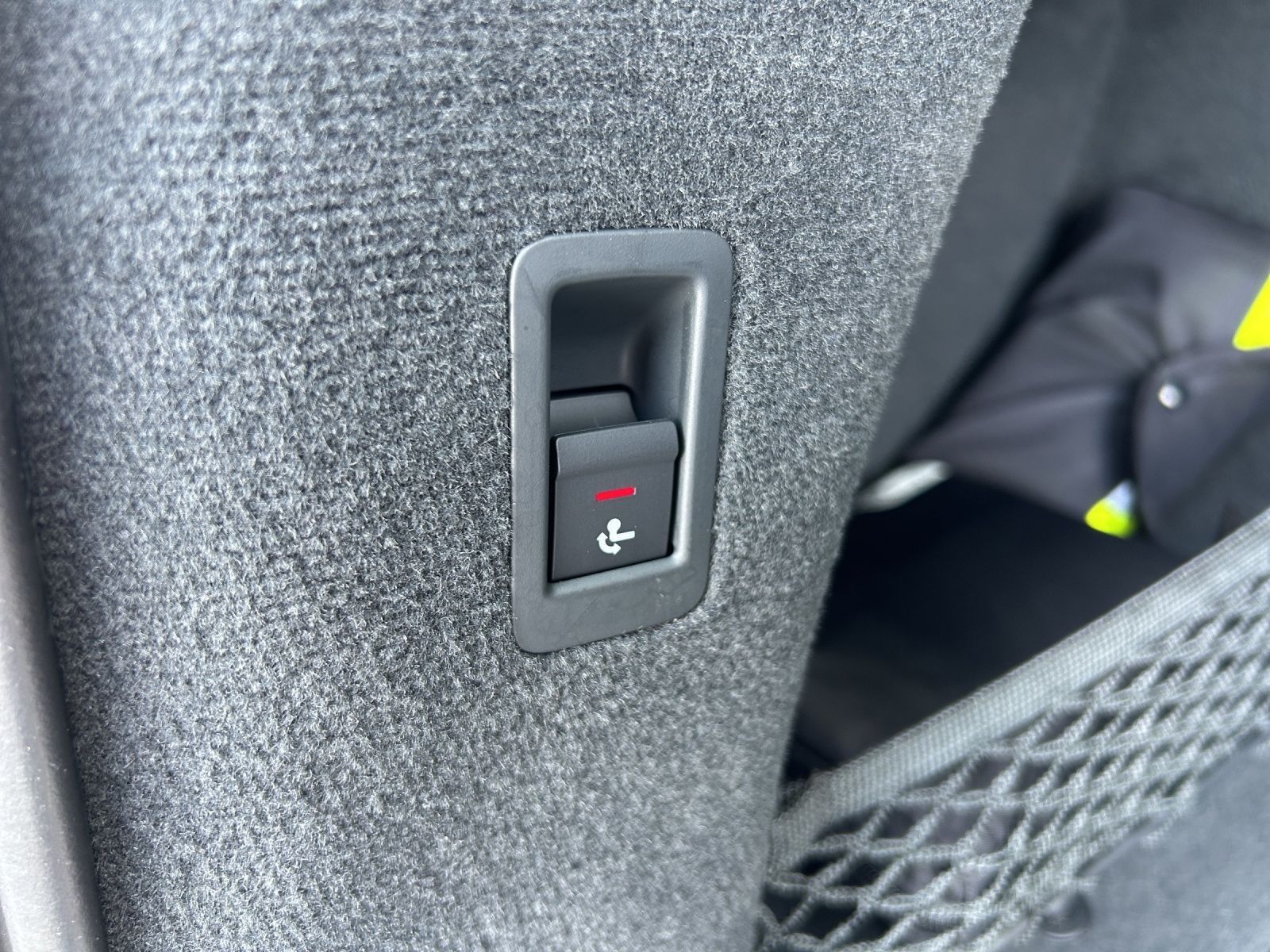 Audi A6 Avant 40 TDI quattro advanced - Samsaru's Car Outlet