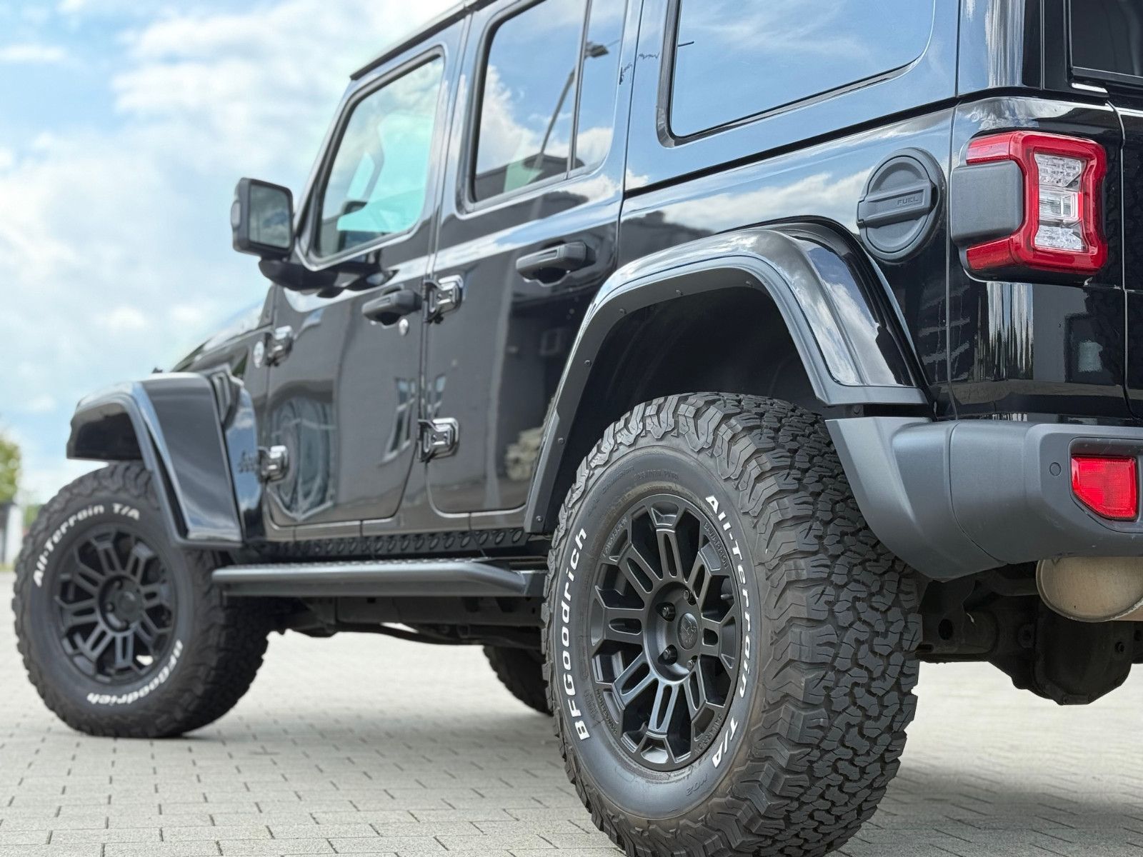 Jeep Wrangler 2.0 T-GDi Unlim. Night Eagle +Umbau+AHK