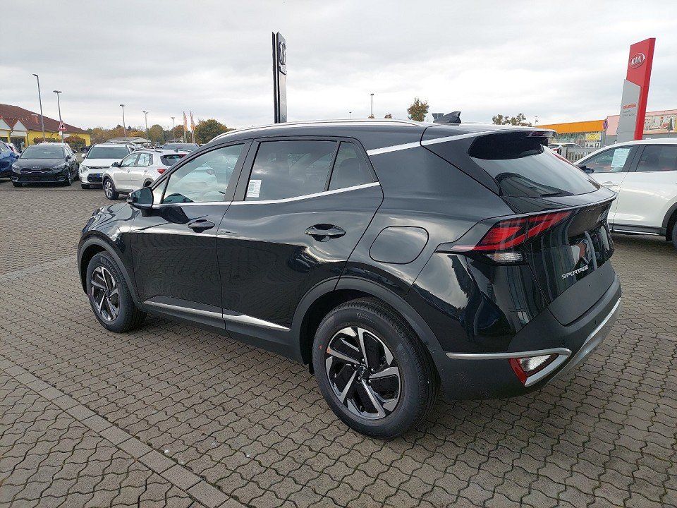 Kia Sportage Vision 1.6T Hybrid Komfort 2WD - Samsaru's Car Outlet