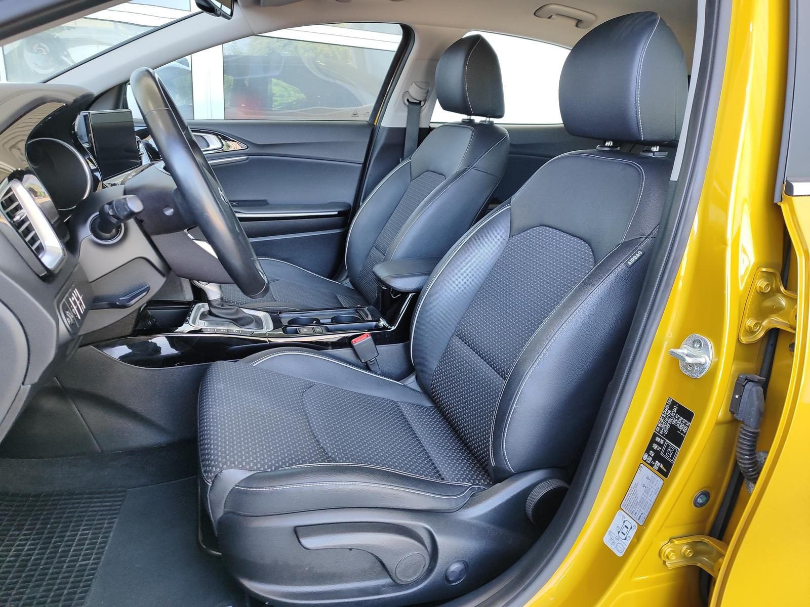 Kia XCeed 1.6 CRDI DCT Vision - Samsaru's Car Outlet
