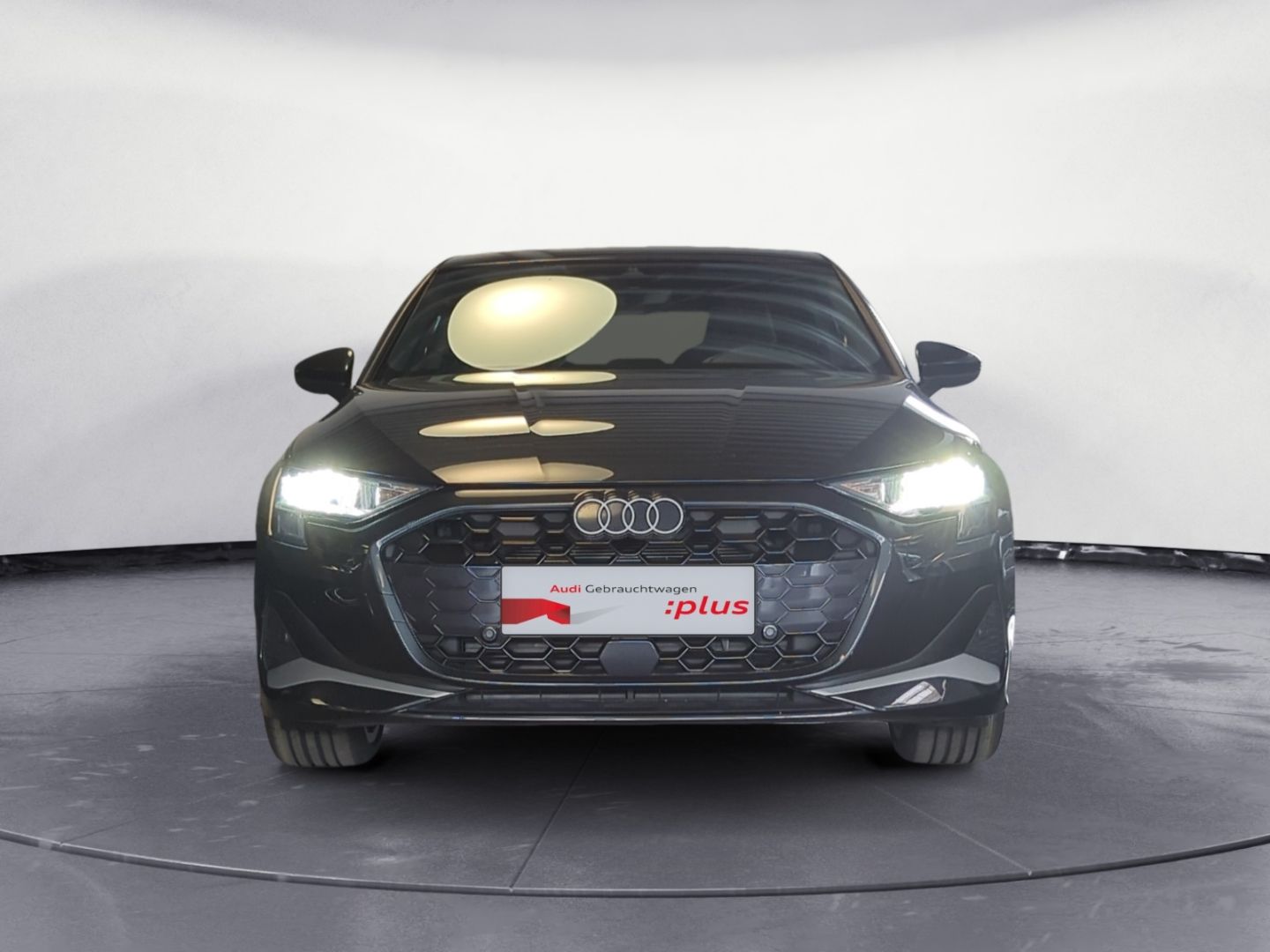Audi A3 Limousine 30 TFSI S tronic advanced - Samsaru's Car Outlet