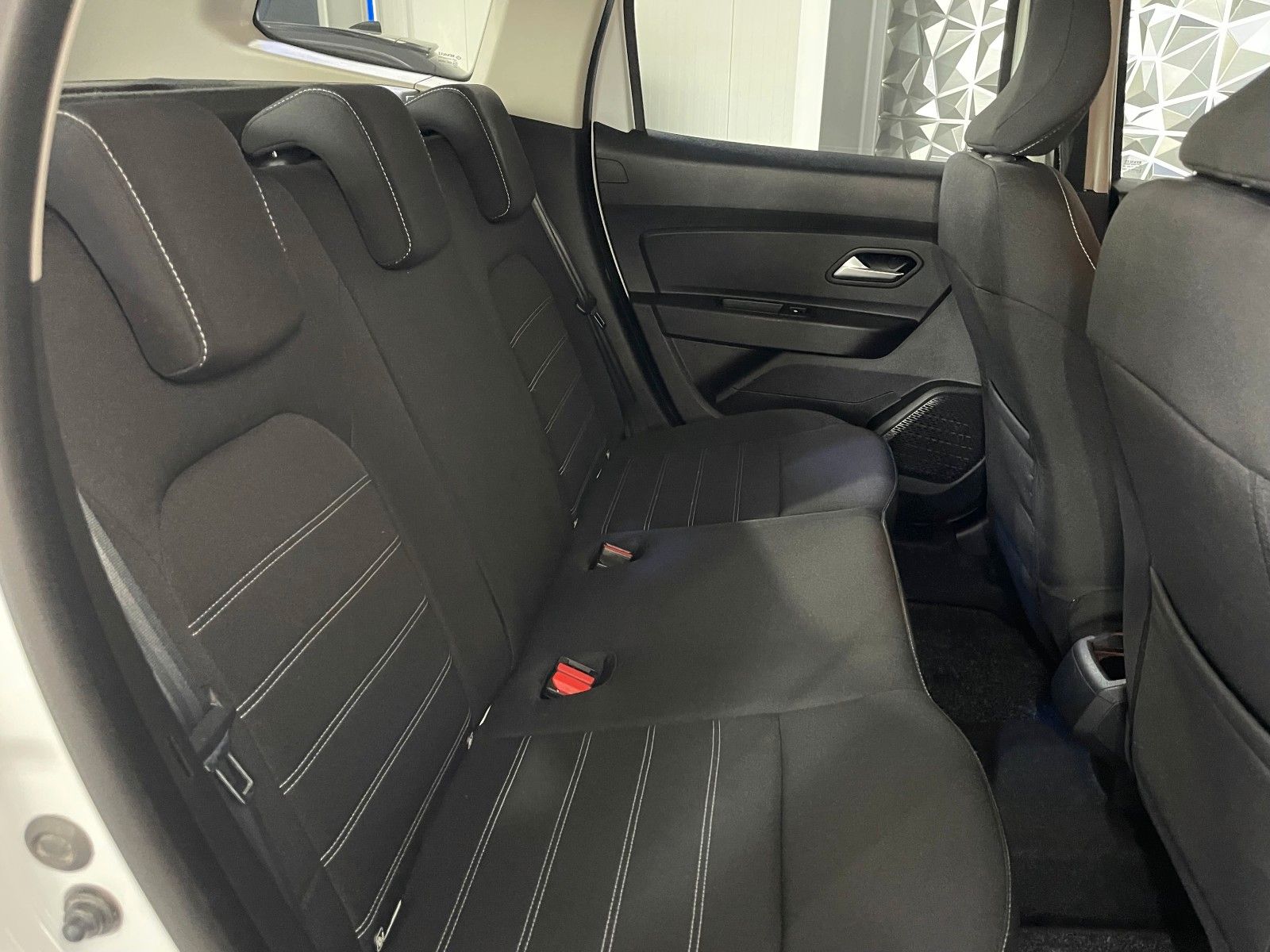Dacia Duster II Comfort 4WD - Samsaru's Car Outlet
