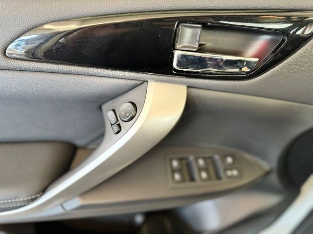 Mitsubishi Eclipse Cross Mitsubishi Plug-In Hybrid Plus MJ2