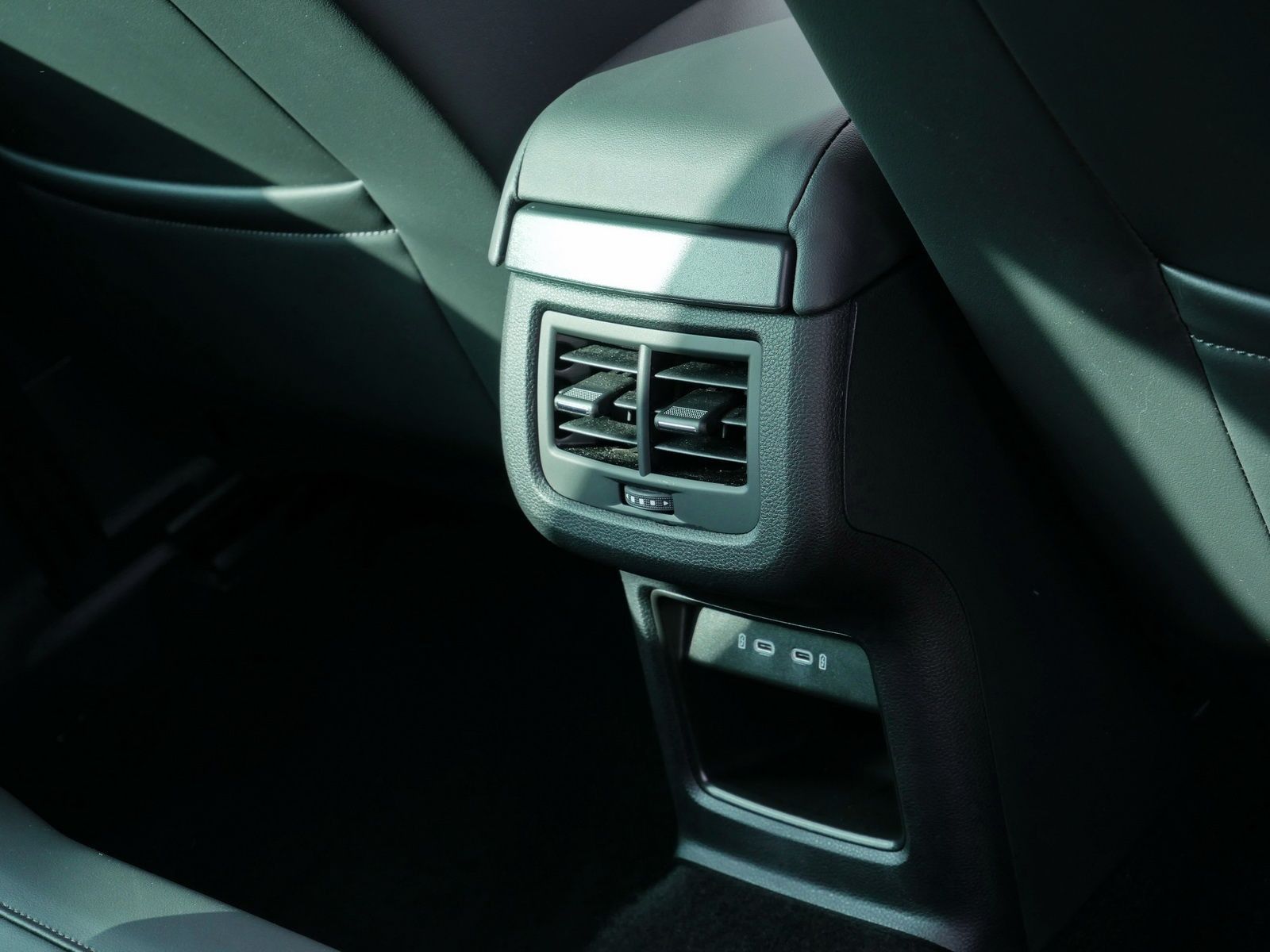 Seat Ateca Style 2.0 TDI LED*AHK*ACC*RFK*BEATS