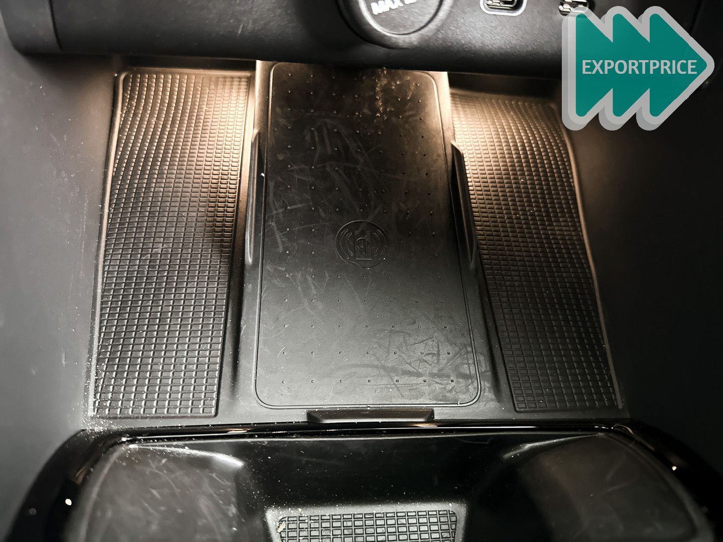 Volvo XC40 B4 Plus Dark | Parkeercamera | Stoel- en St