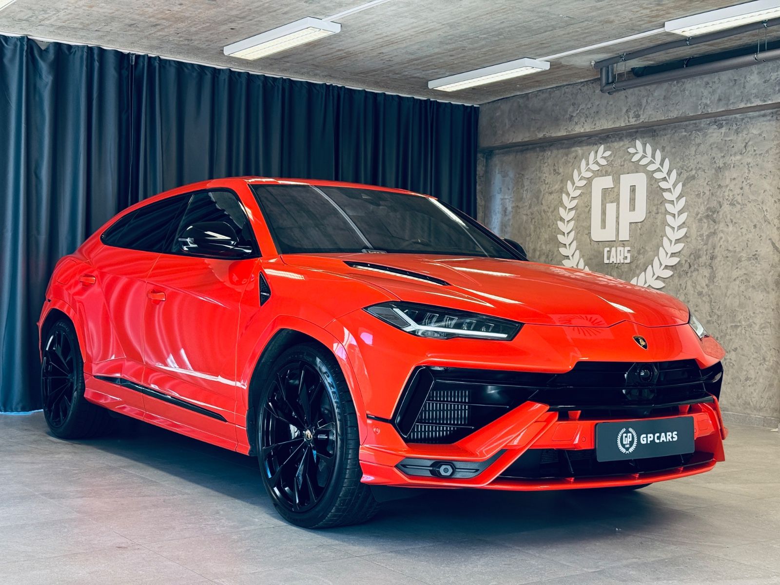Lamborghini Urus S - Samsaru's Car Outlet