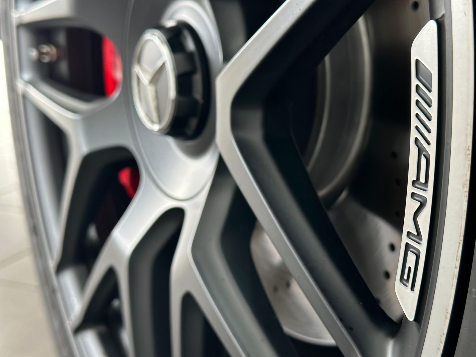 Mercedes-Benz G 63 AMG - Samsaru's Car Outlet