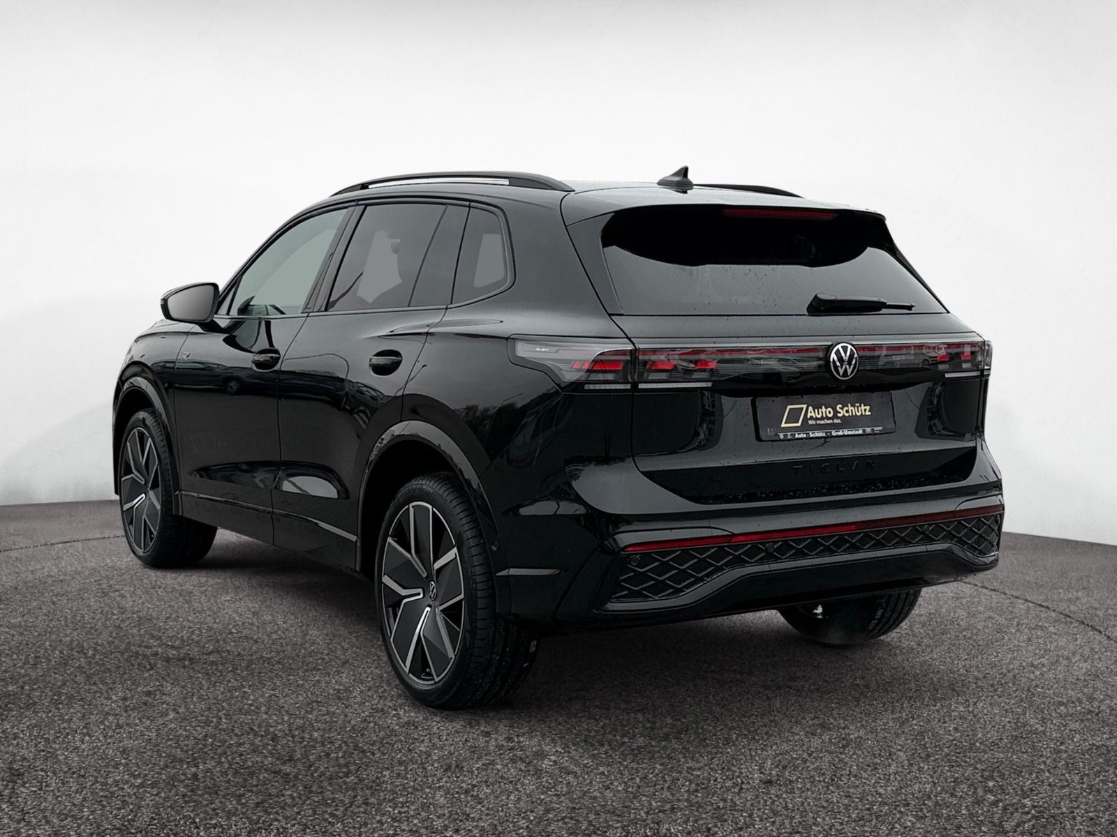 Volkswagen Tiguan*2.0 TDI*R-Line*4Motion*Black-Style*Standh