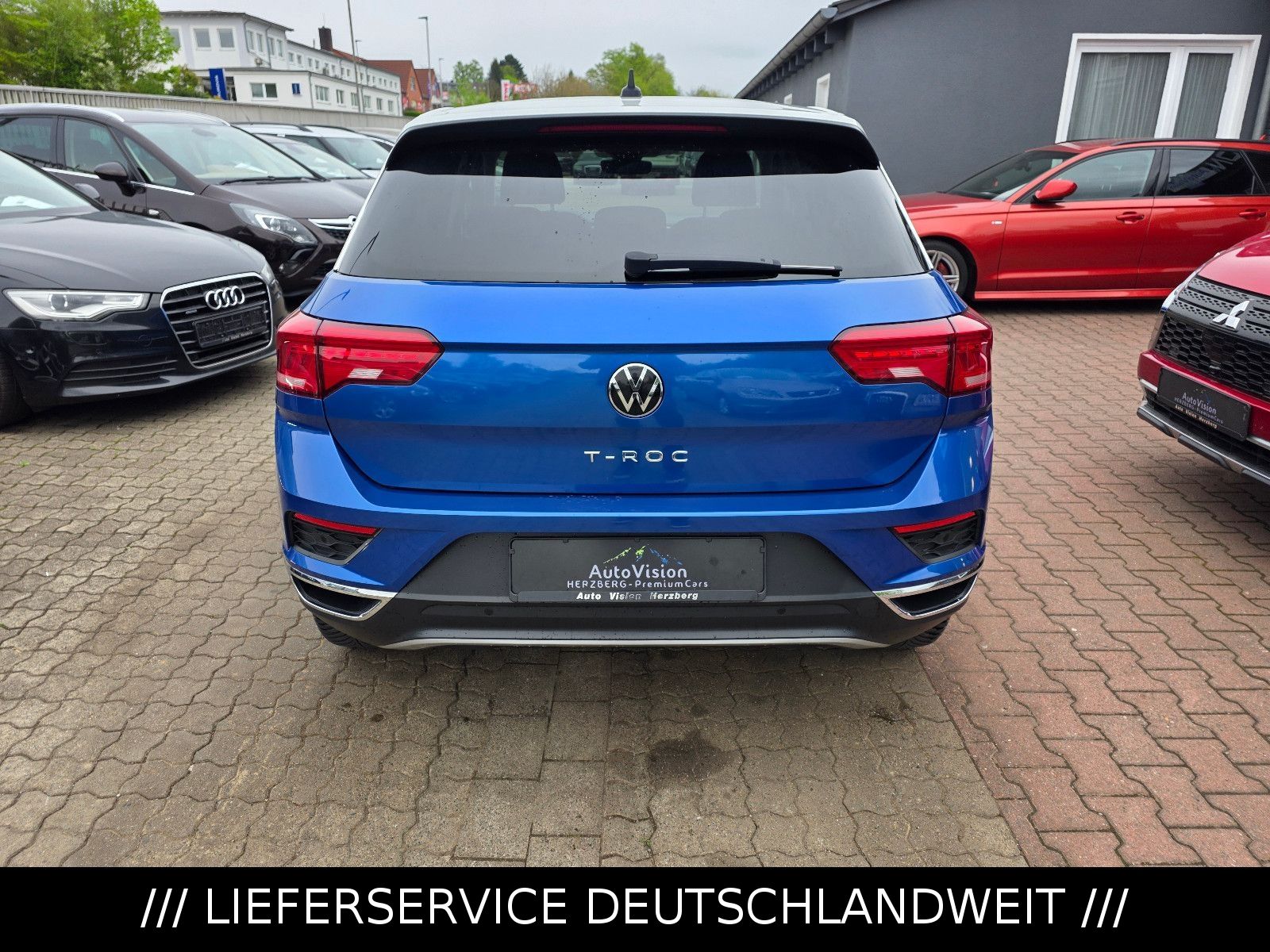 Volkswagen T-Roc 1.5 Active - Samsaru's Car Outlet