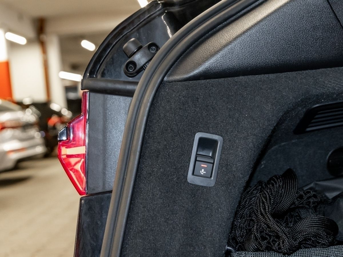 Audi A6 Avant S line 45 TFSI S tronic - Samsaru's Car Outlet
