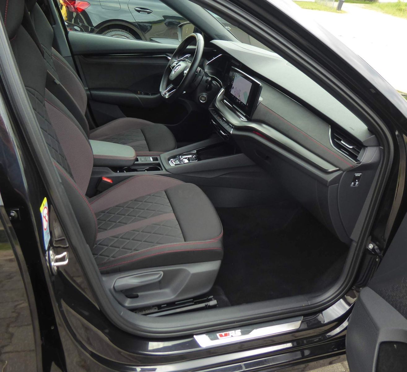 Skoda Octavia Combi RS - Samsaru's Car Outlet