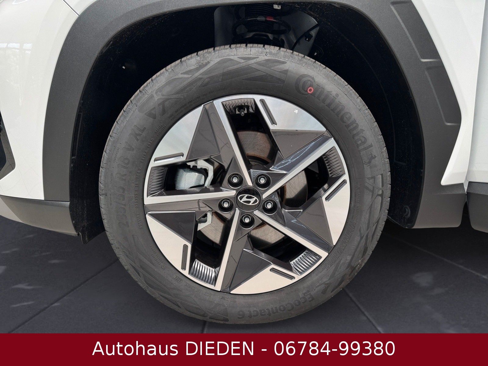 Hyundai Tucson Trend 2WD - Samsaru's Car Outlet