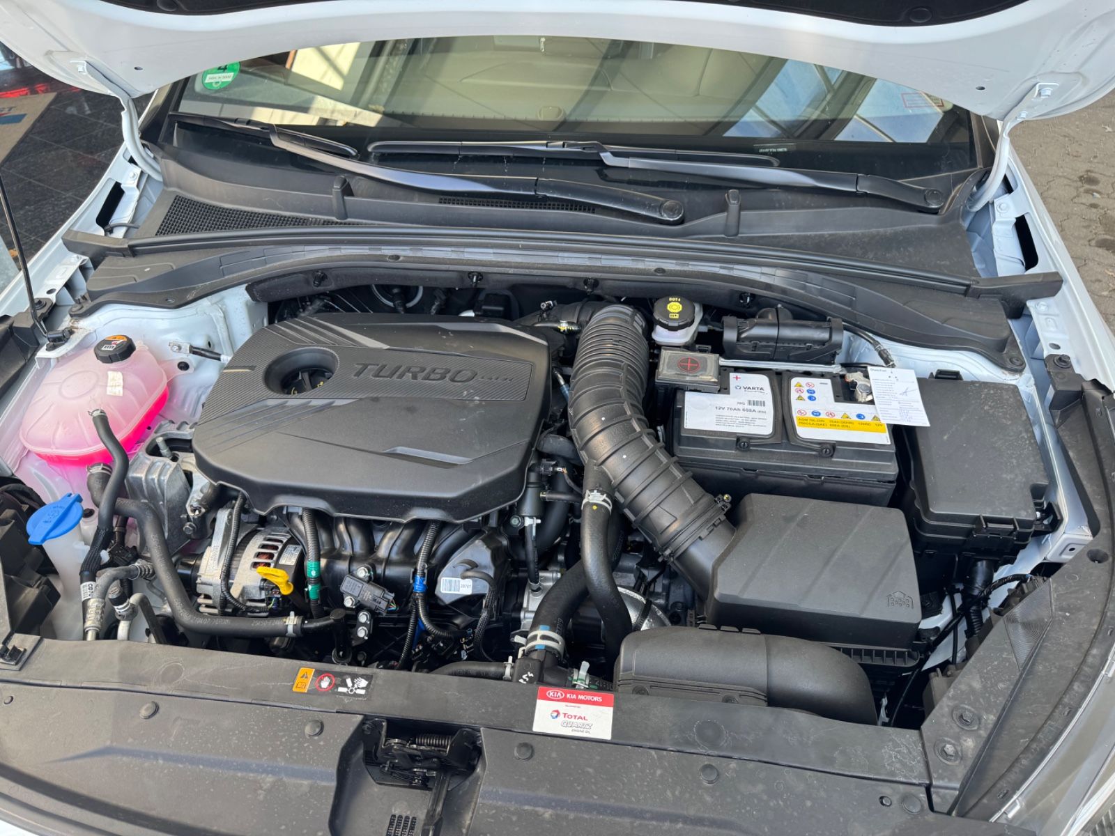 Kia XCeed Platinum Edition - Samsaru's Car Outlet