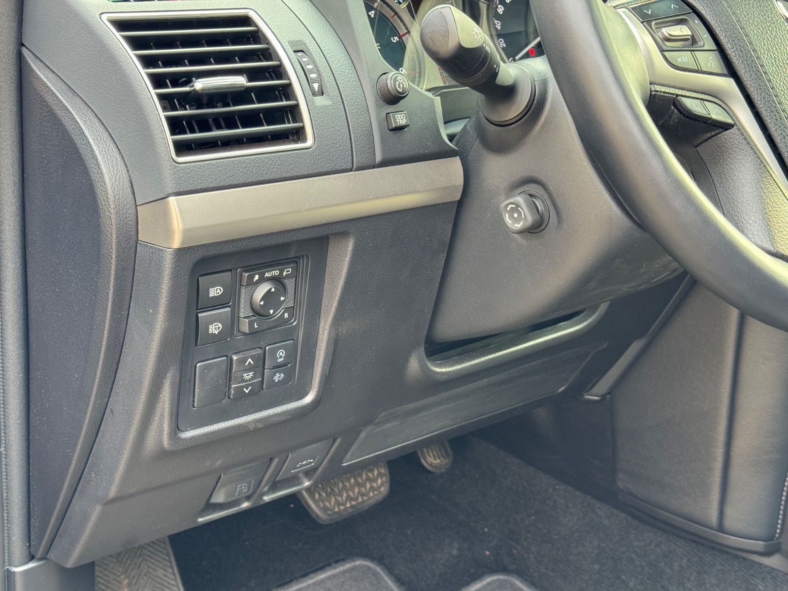 Toyota Land Cruiser TEC-Edition 4x4 OFFROAD LUFT SITZKL
