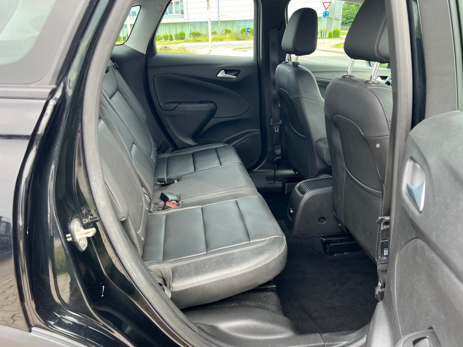 Opel Crossland 1.5 D Elegance Aut. - Samsaru's Car Outlet