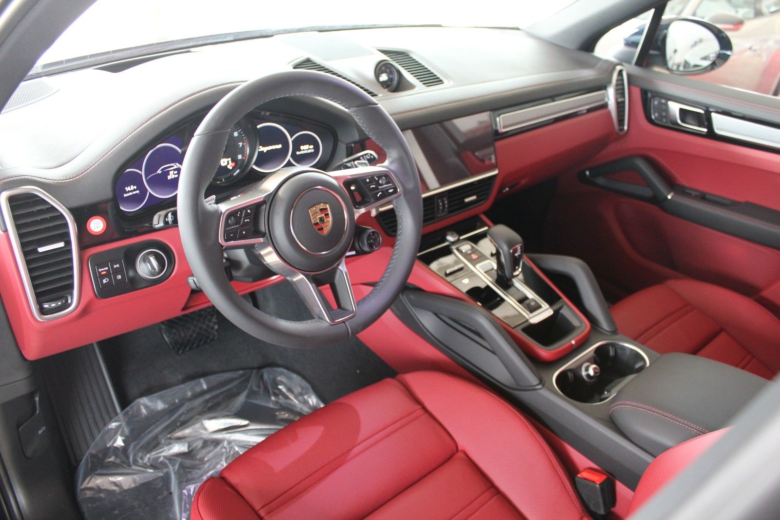 Porsche Cayenne E-Hybrid Platinum Edition/SportChrono
