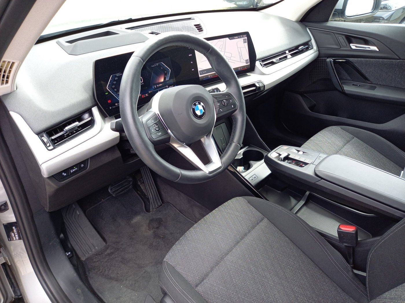 BMW X1 xDrive20d - Samsaru's Car Outlet