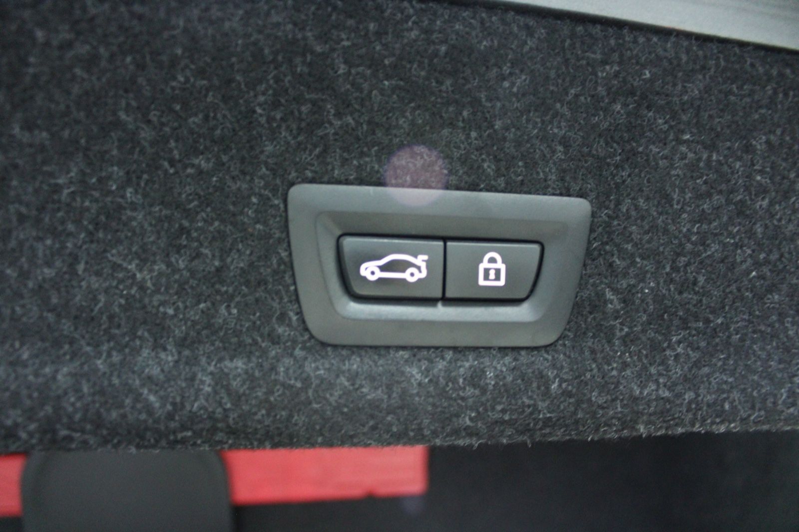 BMW 330e xDrive M Sport,HUD,Leder,H&K,Sport Boost