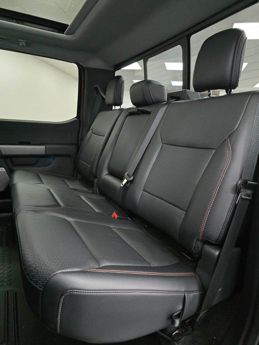 Ford F 150 Lariat - Samsaru's Car Outlet