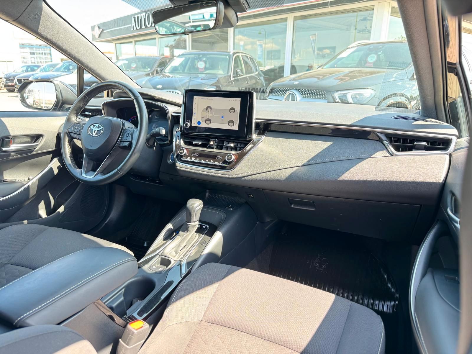 Toyota Corolla Touring Sports Hybrid Business Edition - Samsaru's Car Outlet
