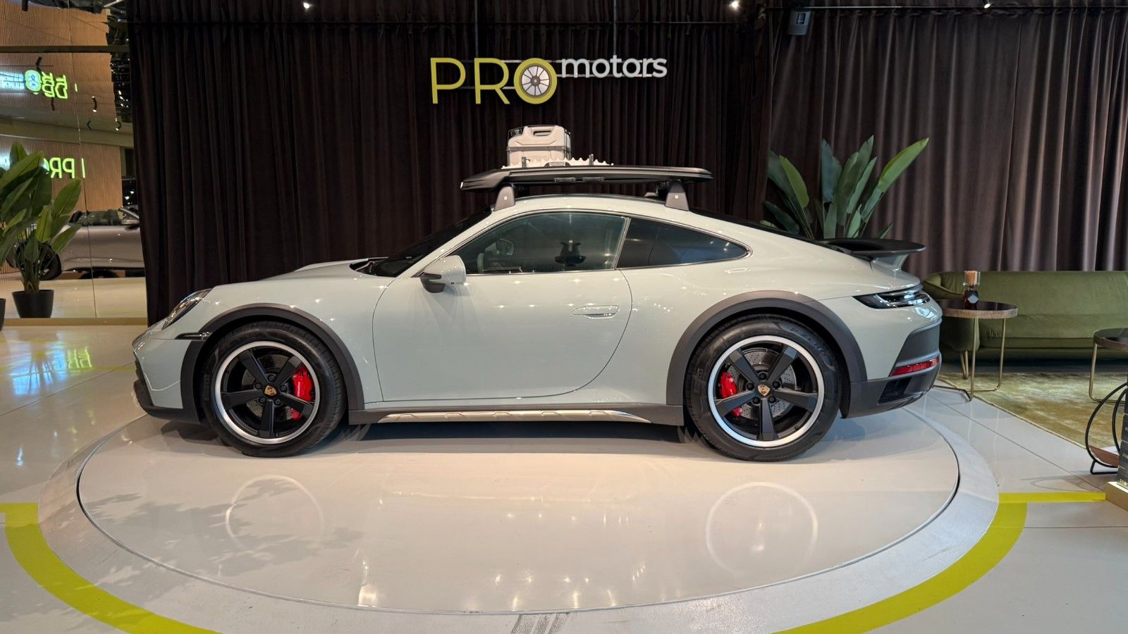 Porsche 911 Dakar