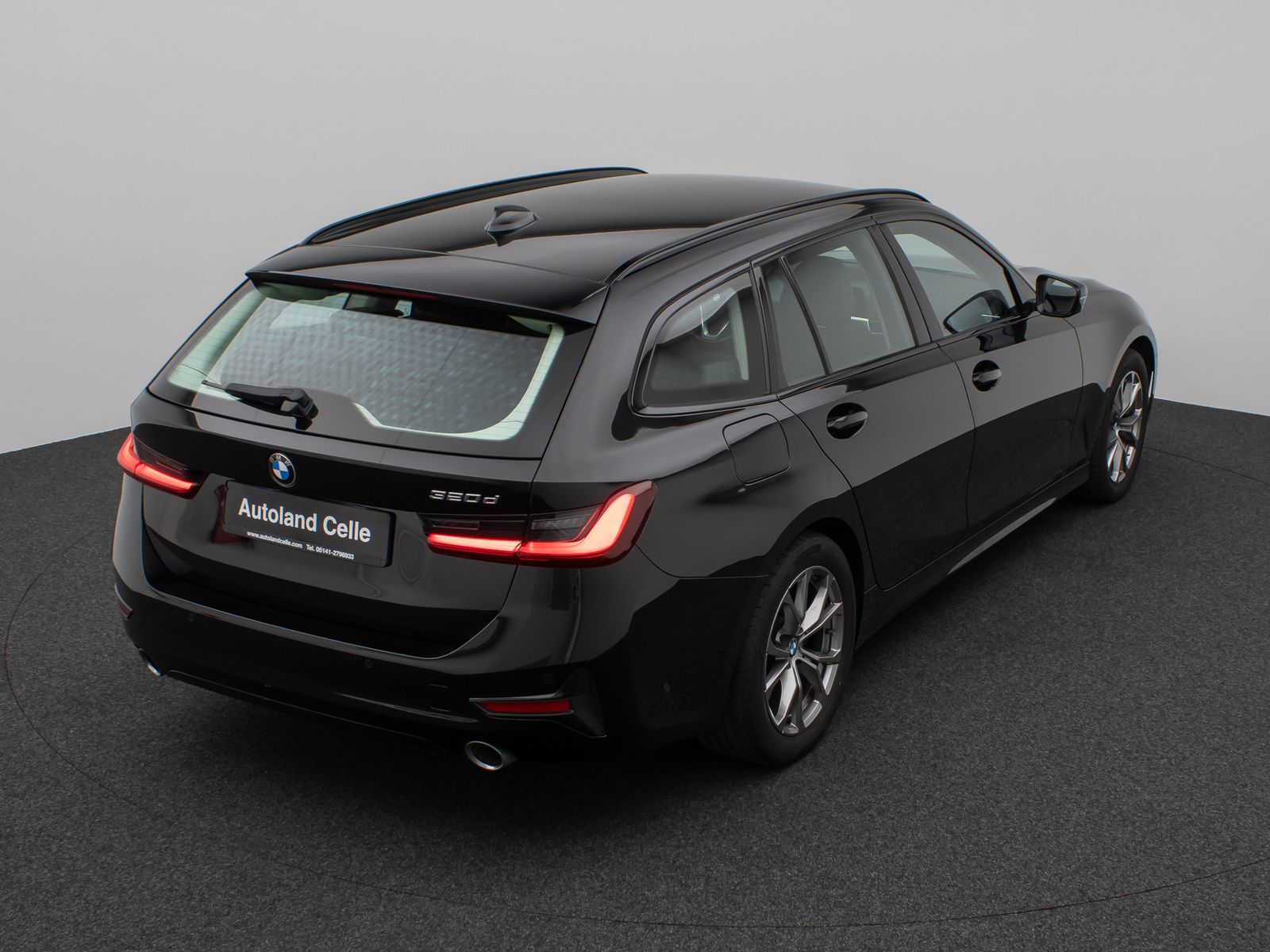 BMW 320d SportLine - Samsaru's Car Outlet