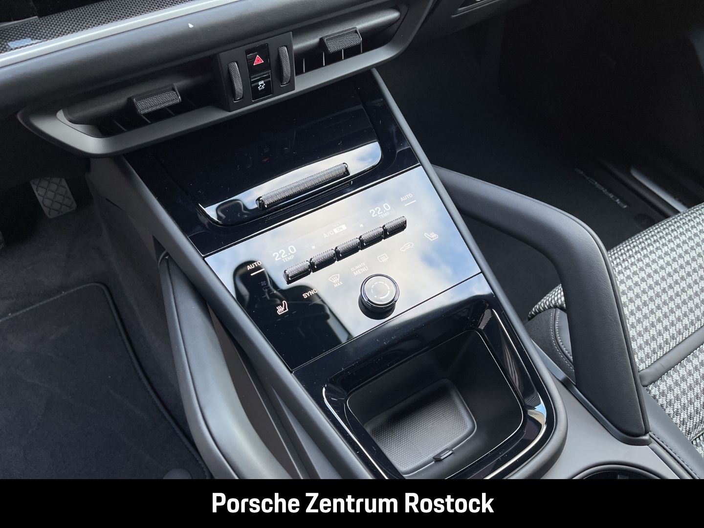 Porsche Cayenne E-Hybrid Coupe Sportabgas LED-Matrix