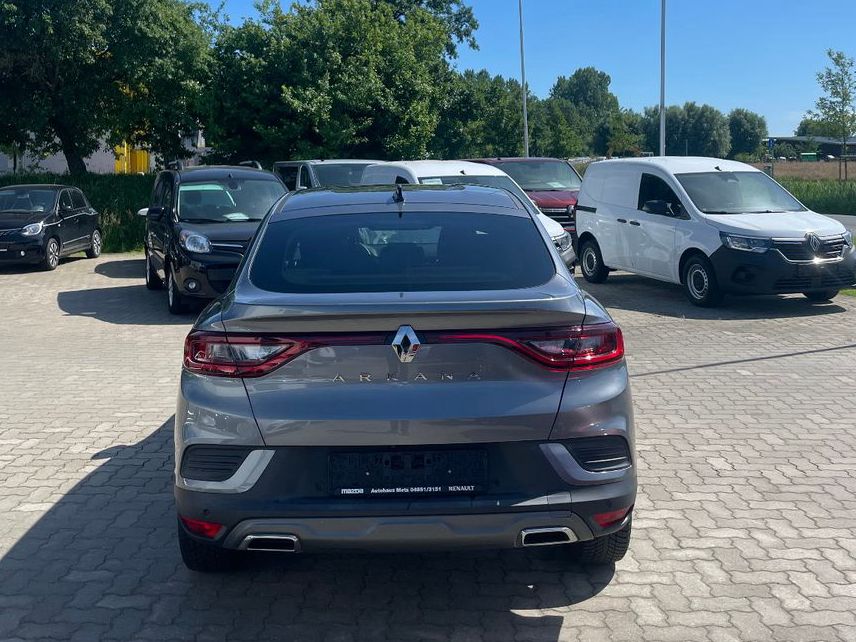 Renault Arkana TCe Mild Hybrid R.S. Line - Samsaru's Car Outlet