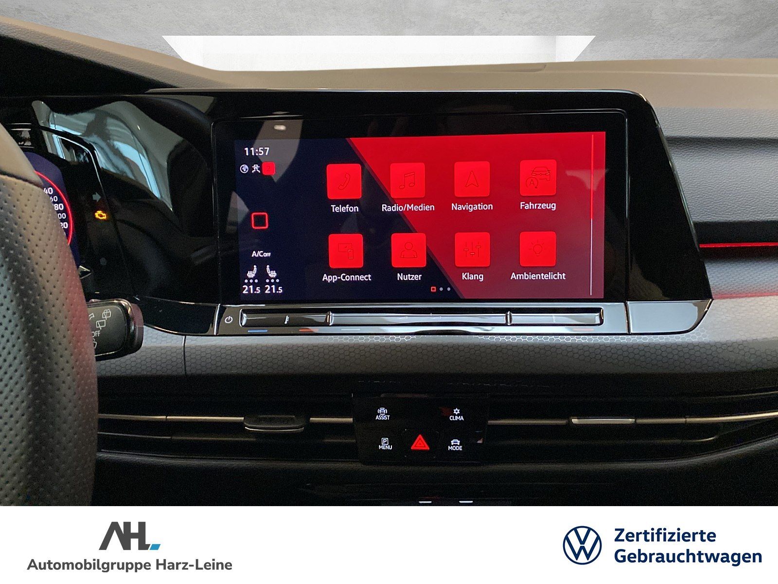 Volkswagen Golf GTI VIII 2.0 TSI - Samsaru's Car Outlet