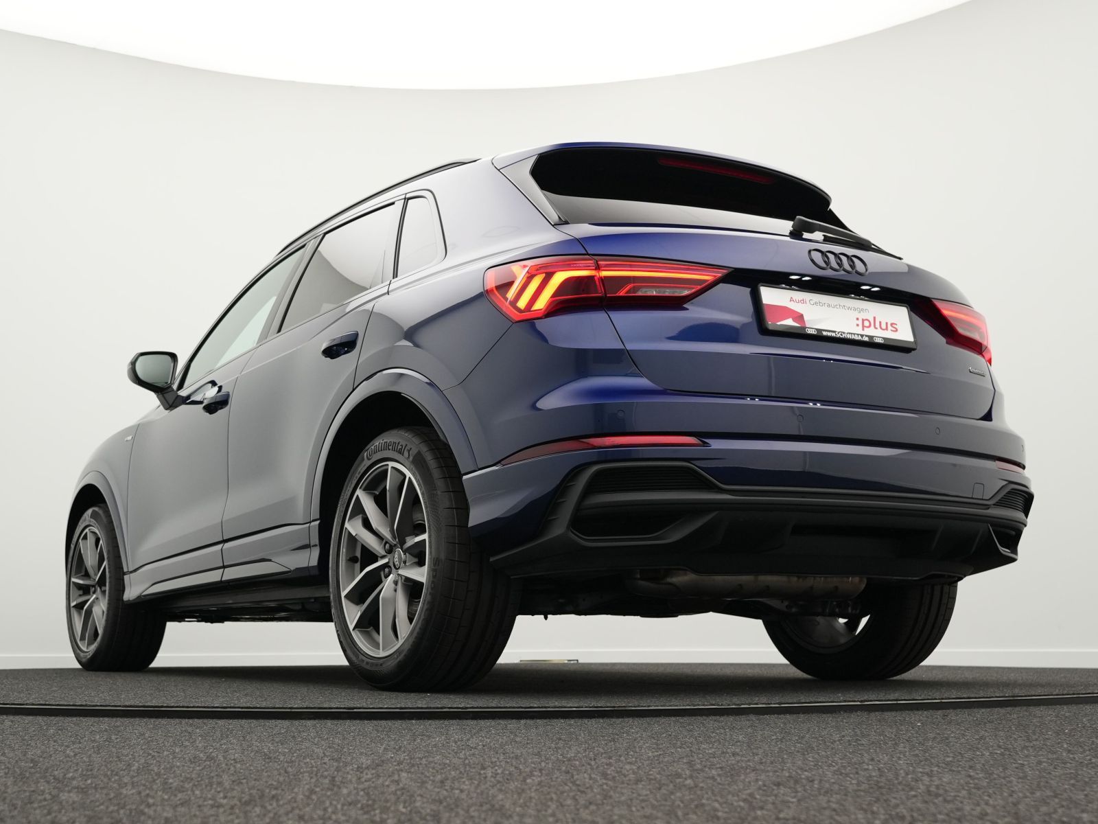 Audi Q3 40 TFSI quattro S line - Samsaru's Car Outlet