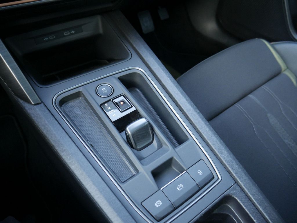 Cupra Formentor 2.0 TSI VZ NAVI AHK ACC LED PANO BEATS